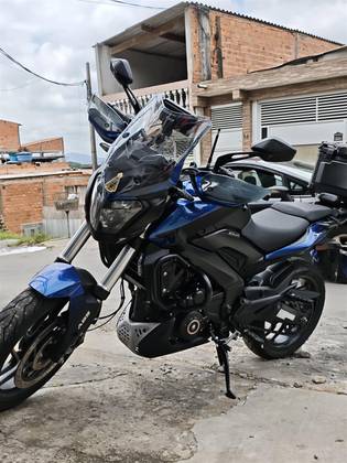 BAJAJ DOMINAR 400 